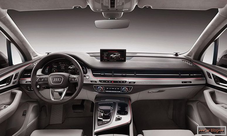 Salão Audi Q7 2016