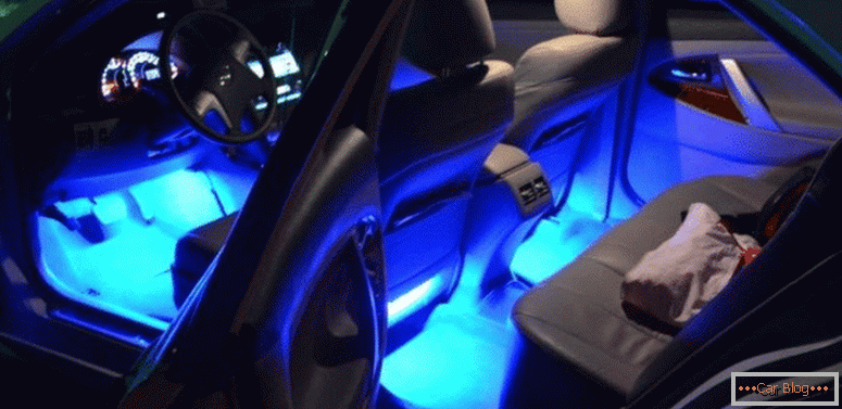 como fazer luzes no carro com as próprias mãos