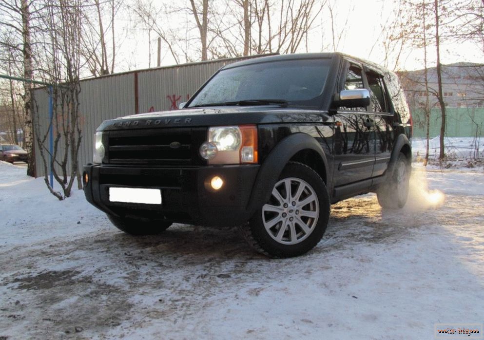 Land Rover Discovery 3 carro com uma quilometragem no mercado secundário