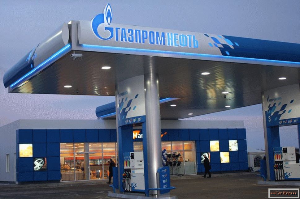 Posto de gasolina Gazpromneft da Rússia
