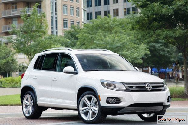 Volkswagen Tiguan com sua aparência inspira confiança de que a viagem será confortável e segura