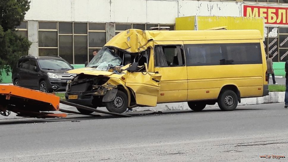 acidente com um ônibus