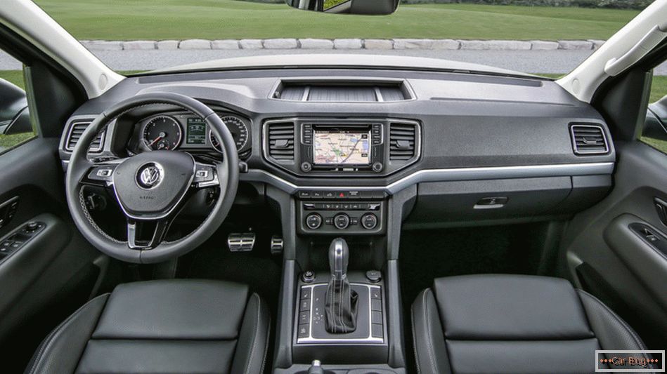  Os alemães decidiram sobre as etiquetas de preço do rublo em рестайлинговый Volkswagen Amarok