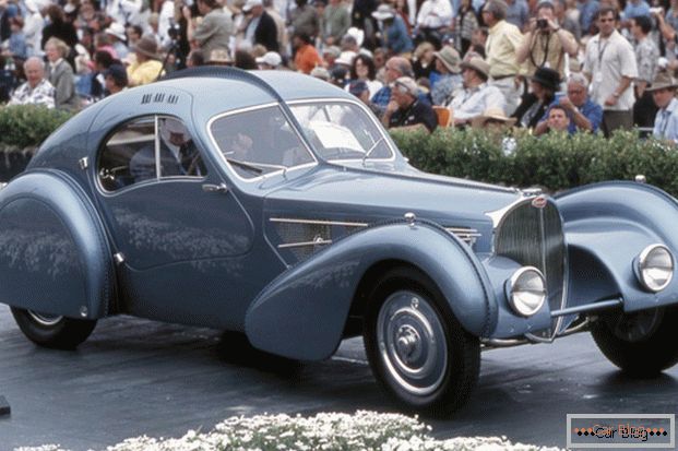 Автомобиль Tipo Bugatti 57SC Atlantic