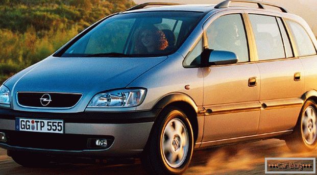 Opel Zafira usado manter sua confiabilidade