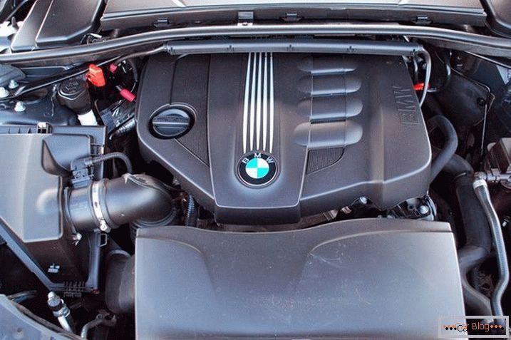 motor moderno da BMW