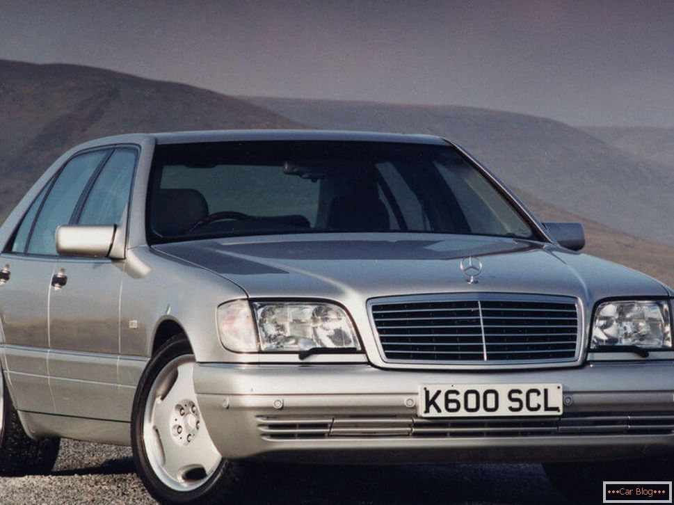 Carro Mercedes-Benz w140 - um dos melhores carros dos anos 90