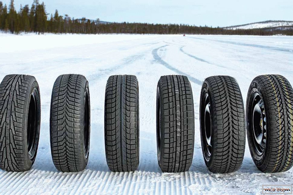 Teste de pneus de inverno