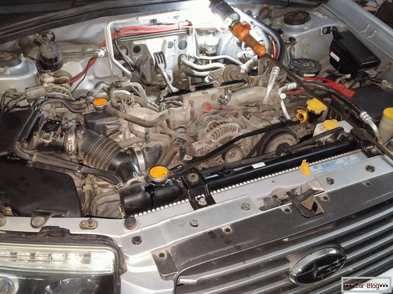 Reparação do motor Subaru Forester Turbo