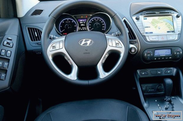 Dentro do Hyundai IX35