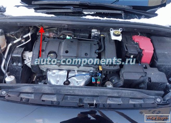 Substituir o filtro de cabine no Peugeot 408