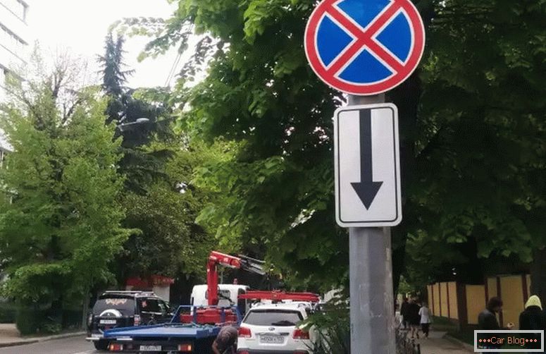 é possível desembarcar um passageiro sob o sinal de uma parada é proibida